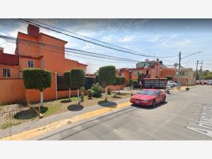 Casa en venta en Valle del Tenayo, Tlalnepantla de Baz — foto 3 de 11