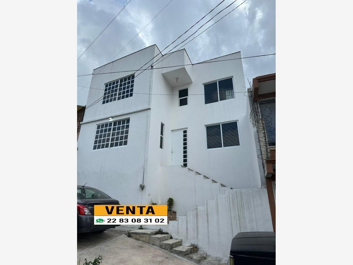 Casa en venta en Del Periodista, Xalapa — foto 1 de 15