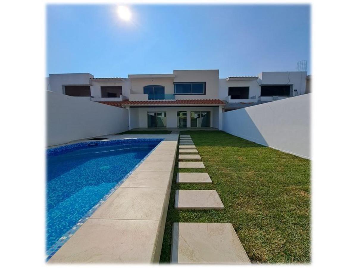 Casa en venta en La Cruz, Xochitepec — foto 1 de 13