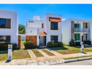Casa en renta en Gran Santa Fe, Mérida — foto 2 de 14