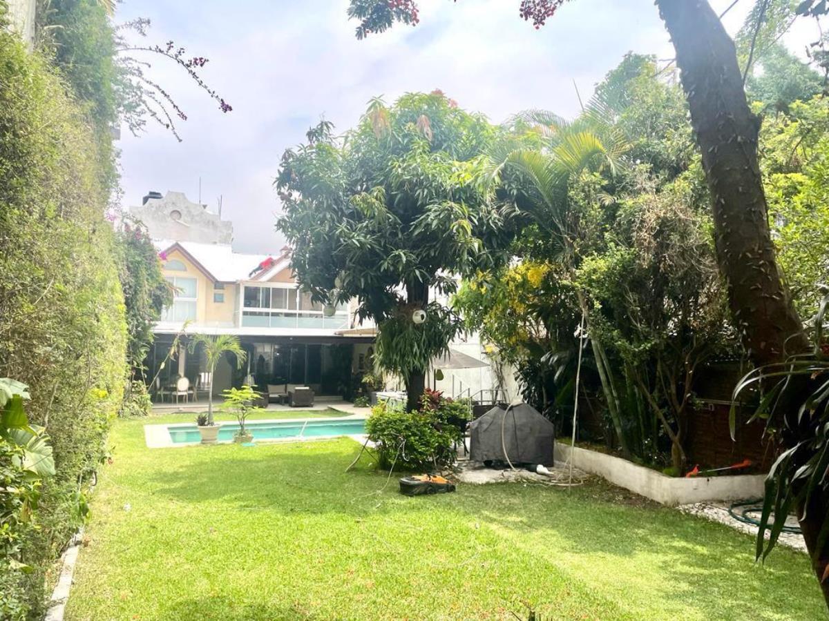 Casa en venta en Lomas del Mirador, Cuernavaca — foto 1 de 14