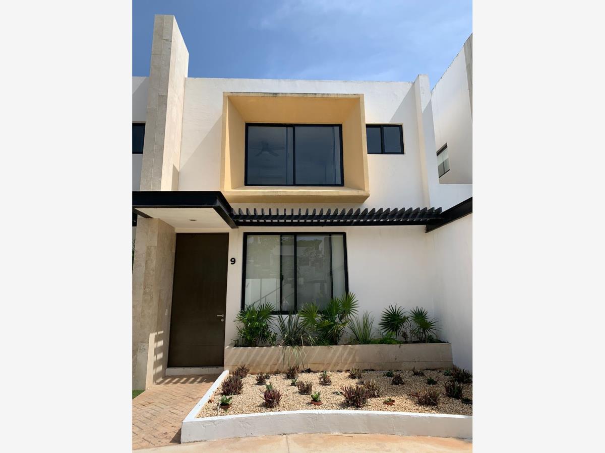 Casa en renta en Temozon Norte, Mérida — foto 1 de 15