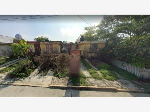 Casa en Jardines de California, Coatzacoalcos, Veracruz de Ignacio de la Llave