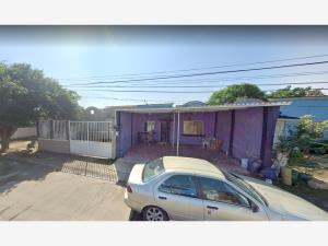 Casa en Ciudad Olmeca, Coatzacoalcos, Veracruz de Ignacio de la Llave