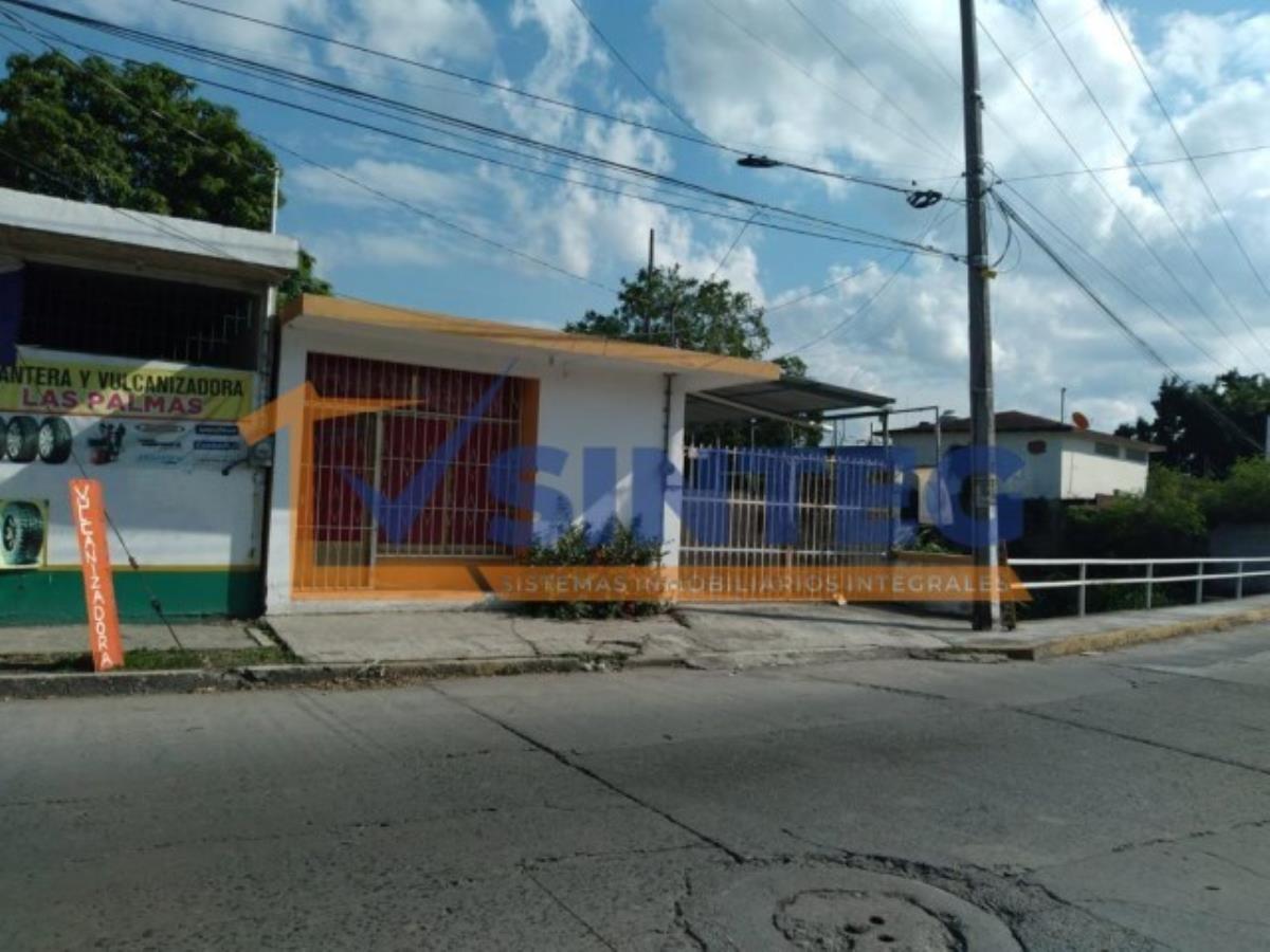 Casa en venta en Manuel Avila Camacho, Poza Rica de Hidalgo — foto 1 de 9