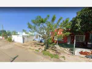 Casa en venta en Ciudad Olmeca, Coatzacoalcos — foto 2 de 7