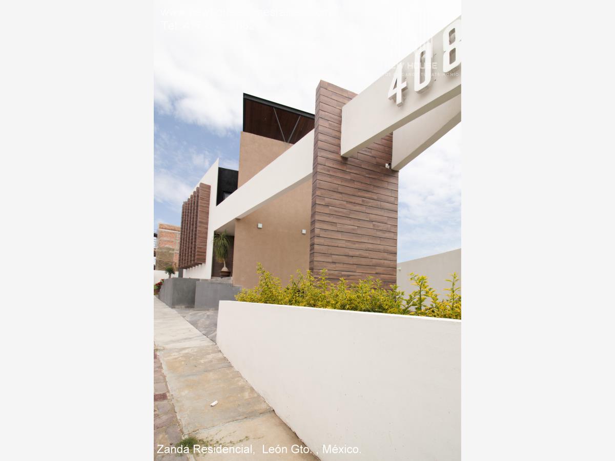 Casa en venta en Zanda, León