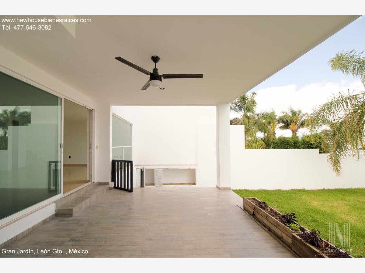 Casa en venta en Lomas de Gran Jardin, León