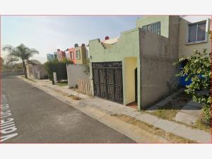 Casa en venta en Valle Dorado, Tlajomulco de Zúñiga — foto 2 de 9