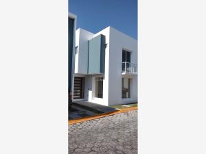 Casa en venta en Metepec Centro, Metepec — foto 2 de 10