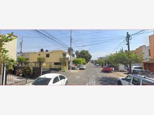 Casa en Rinconadas de las Palmas, Zapopan, Jalisco