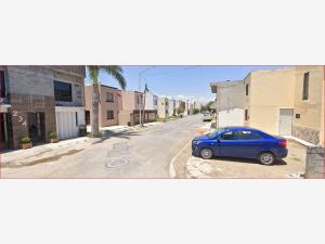 Casa en venta en Los Tres Nogales, Apodaca — foto 3 de 11