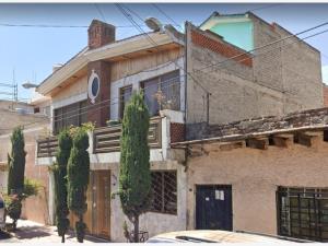 Casa en venta en Martires de Rio Blanco, Gustavo A. Madero — foto 3 de 10