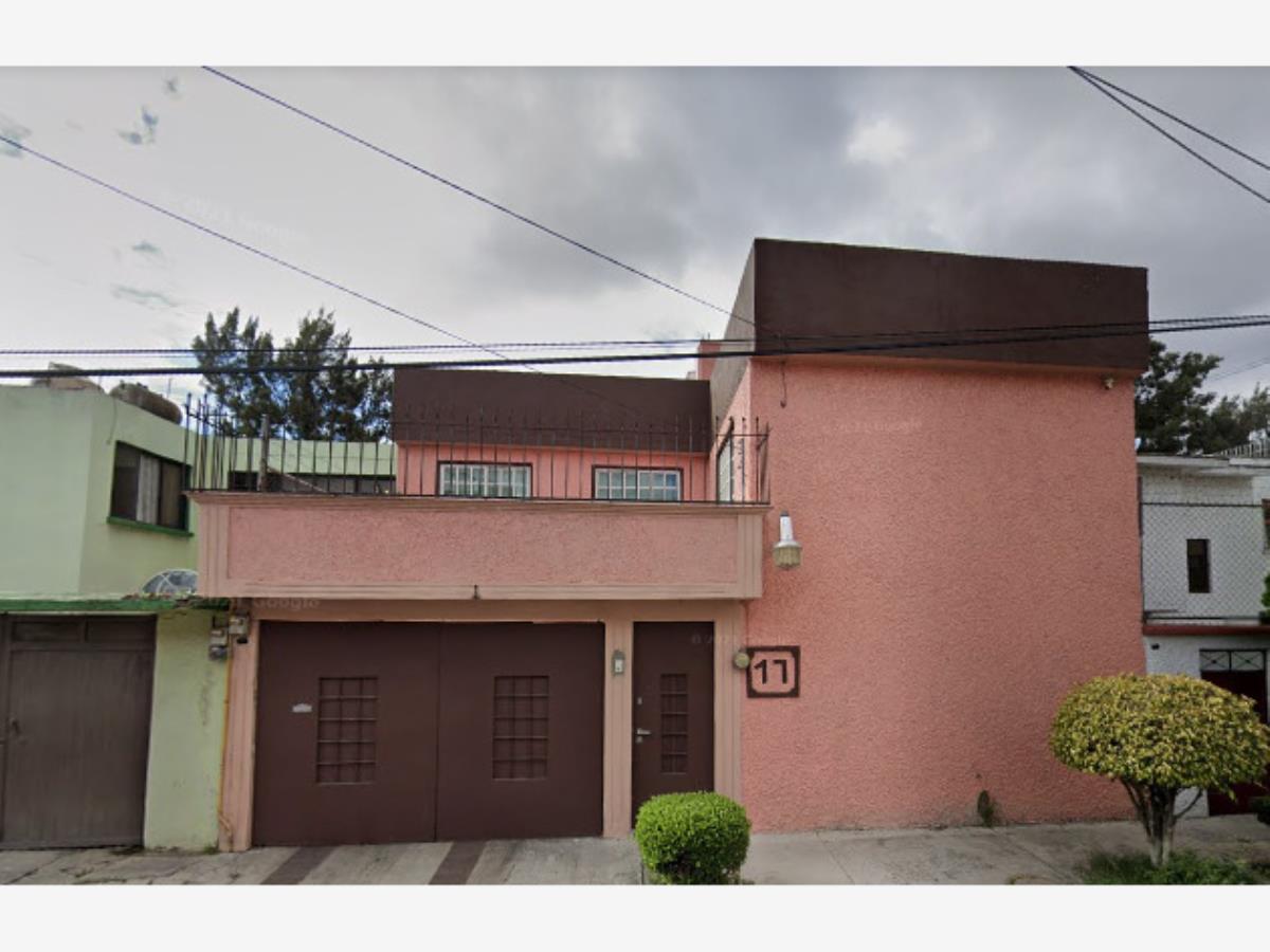 Casa en venta en San Pedro Zacatenco, Gustavo A. Madero — foto 1 de 9