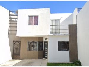 Casa en venta en Alberos, Cadereyta Jiménez — foto 2 de 6