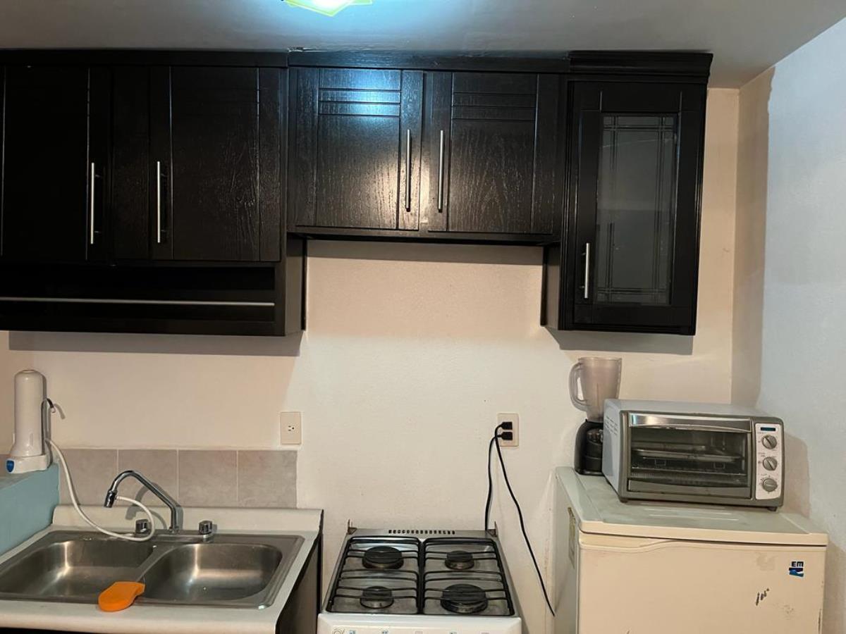 Departamento en renta en Paseos de Chavarría, Mineral de la Reforma — foto 1 de 6