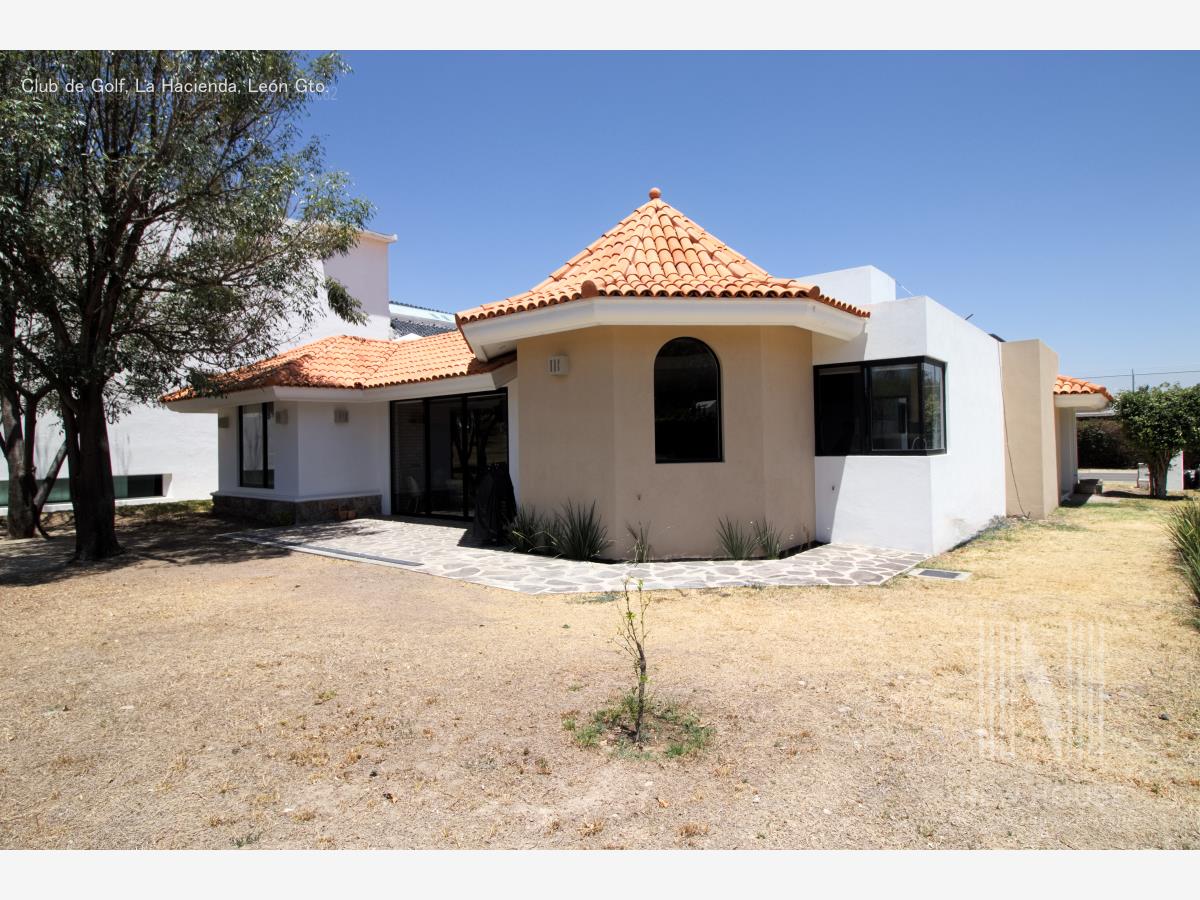 Casa en venta en La Hacienda de León Residencial y Golf, León