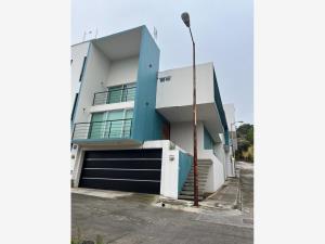 Casa en venta en Residencial Monte Magno, Xalapa — foto 2 de 22