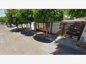 Casa en venta en Los Candiles, Corregidora — foto 3 de 6