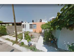 Casa en venta en Valle Paraiso, Manzanillo — foto 2 de 5