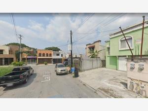 Casa en venta en Portales de la Silla, Guadalupe — foto 3 de 12