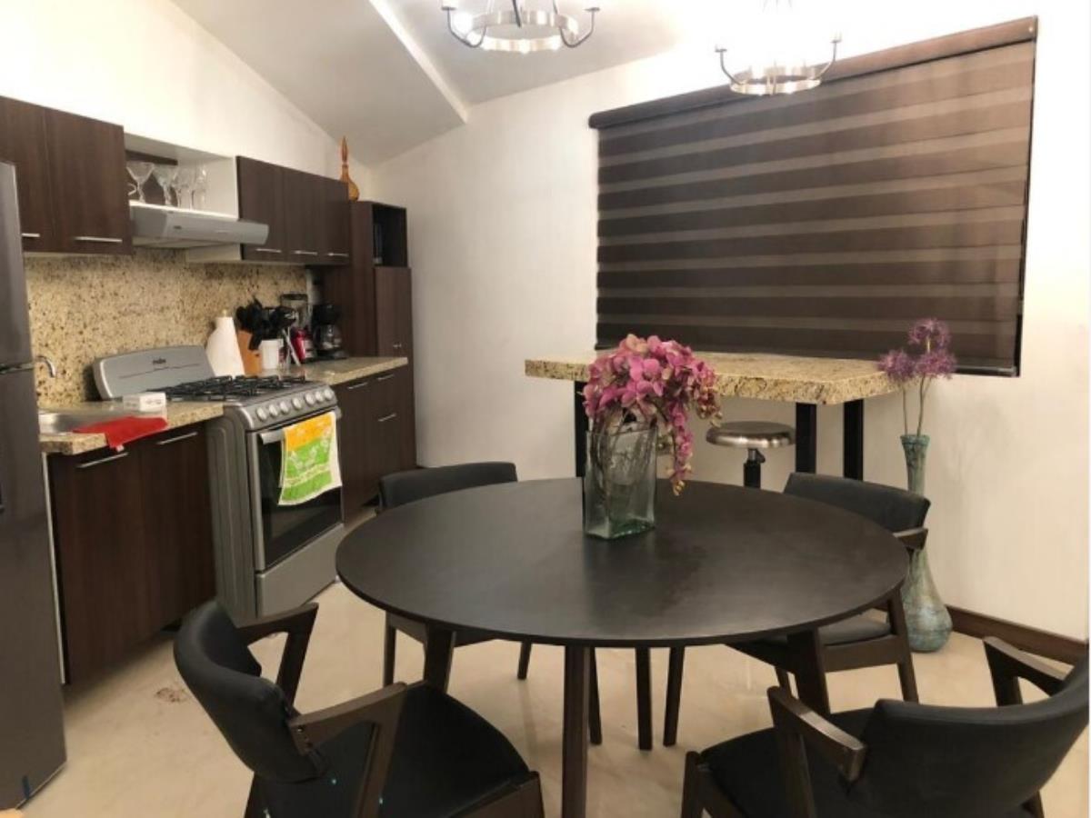 Casa en venta en Miguel Hidalgo, Tlalpan — foto 1 de 15