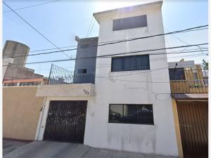 Casa en Prado Vallejo, Tlalnepantla de Baz, México