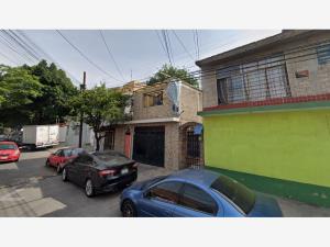Casa en San José Puente de Vigas, Tlalnepantla de Baz, México