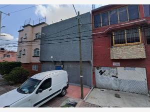 Casa en Martires de Rio Blanco, Gustavo A. Madero, Ciudad de México