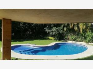 Casa en venta en Club de golf Tabachines, Cuernavaca — foto 2 de 31