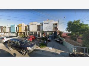Casa en Los Valles, Tijuana, Baja California