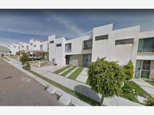 Casa en venta en Misión del Valle II, Morelia — foto 3 de 6