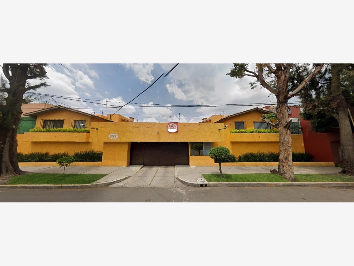 Casa en venta en Santa Maria Tepepan, Xochimilco — foto 1 de 10