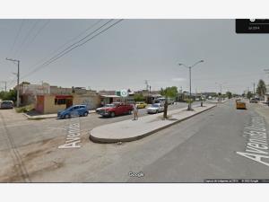 Casa en venta en Prados de San José, Saltillo — foto 3 de 5