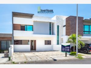 Casa en venta en Lomas de la Rioja, Alvarado — foto 3 de 22