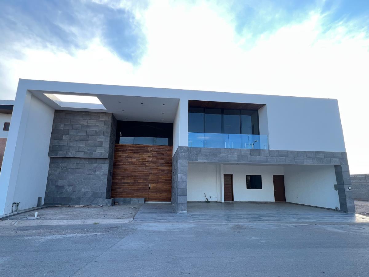 Casa en venta en Hacienda del Rosario, Torreón — foto 1 de 26