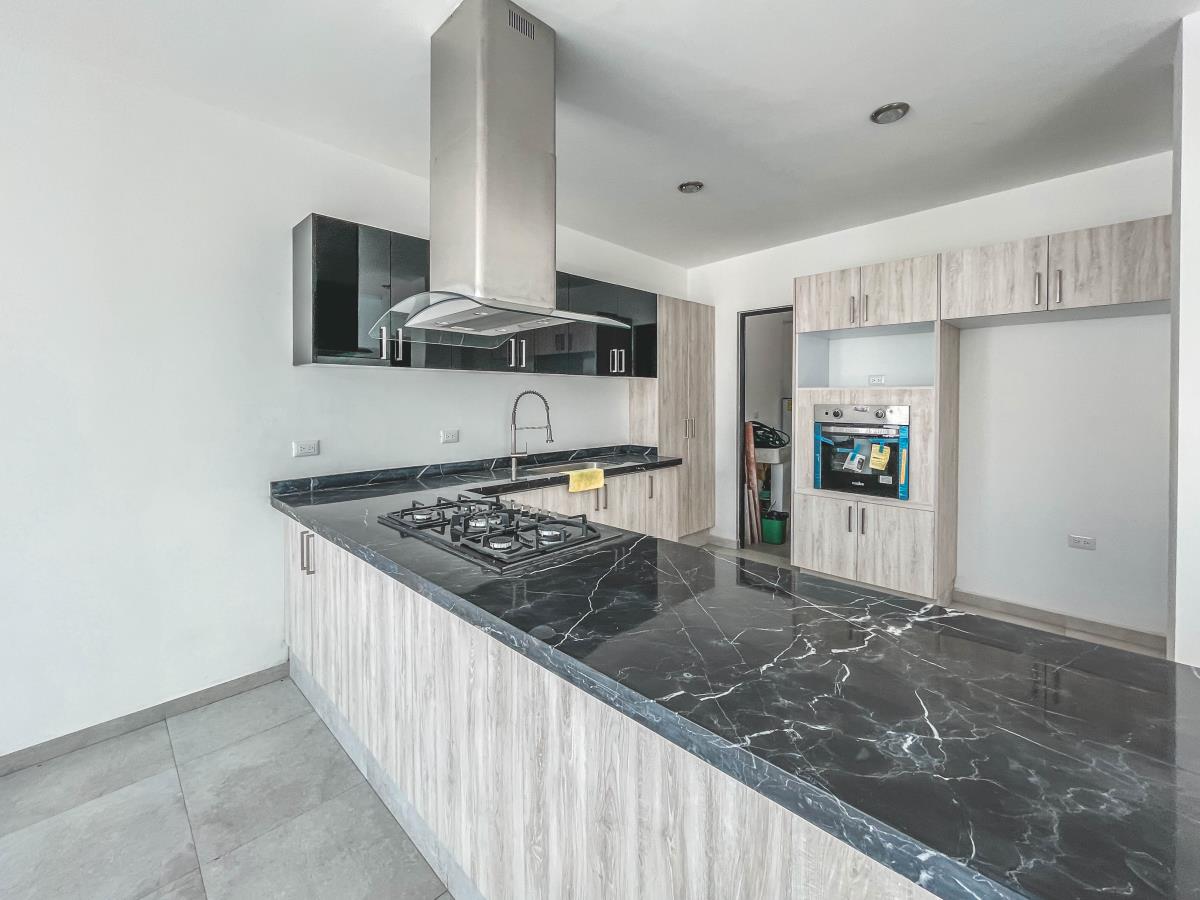 Casa en venta en Fuerte de Guadalupe, Cuautlancingo — foto 1 de 18