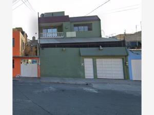 Casa en Benito Juárez (La Aurora), Nezahualcóyotl, México
