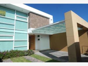 Casa en venta en Coaxustenco, Metepec — foto 2 de 16