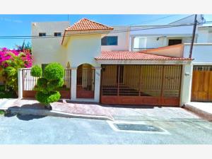 Casa en venta en Jardines de Vista Alegre, Mérida — foto 3 de 5