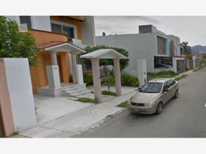 Casa en venta en Residencial Fluvial Vallarta, Puerto Vallarta — foto 2 de 17