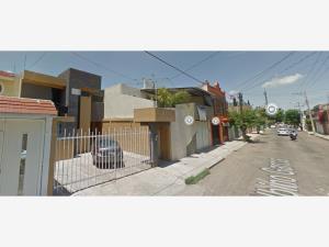 Casa en venta en Zona de Oro, Celaya — foto 3 de 13