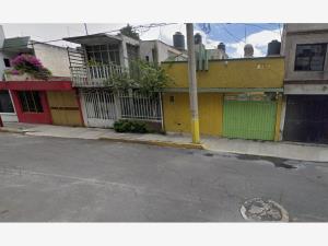 Casa en venta en C.T.M. Atzacoalco, Gustavo A. Madero — foto 2 de 12