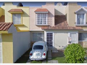 Casa en Paseos de La Castellana, León, Guanajuato
