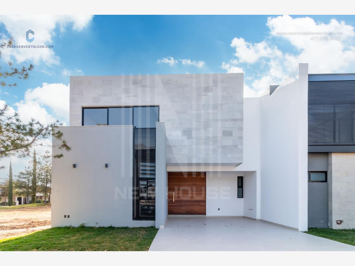 Casa en venta en La Campiña del Bosque, León