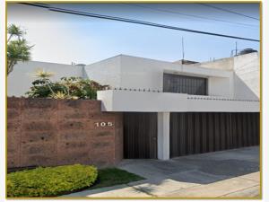 Casa en venta en Valle del Campestre, León — foto 2 de 8