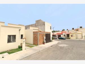 Casa en venta en Lomas del Mirador, Corregidora — foto 3 de 9