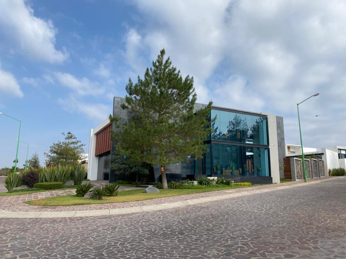 Casa en venta en Country Club Gran Jardín, León — foto 1 de 19