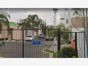 Casa en venta en Lomas de Curiel, San Pedro Tlaquepaque — foto 2 de 6