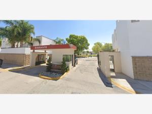 Casa en venta en Residencial Senderos, Torreón — foto 2 de 7